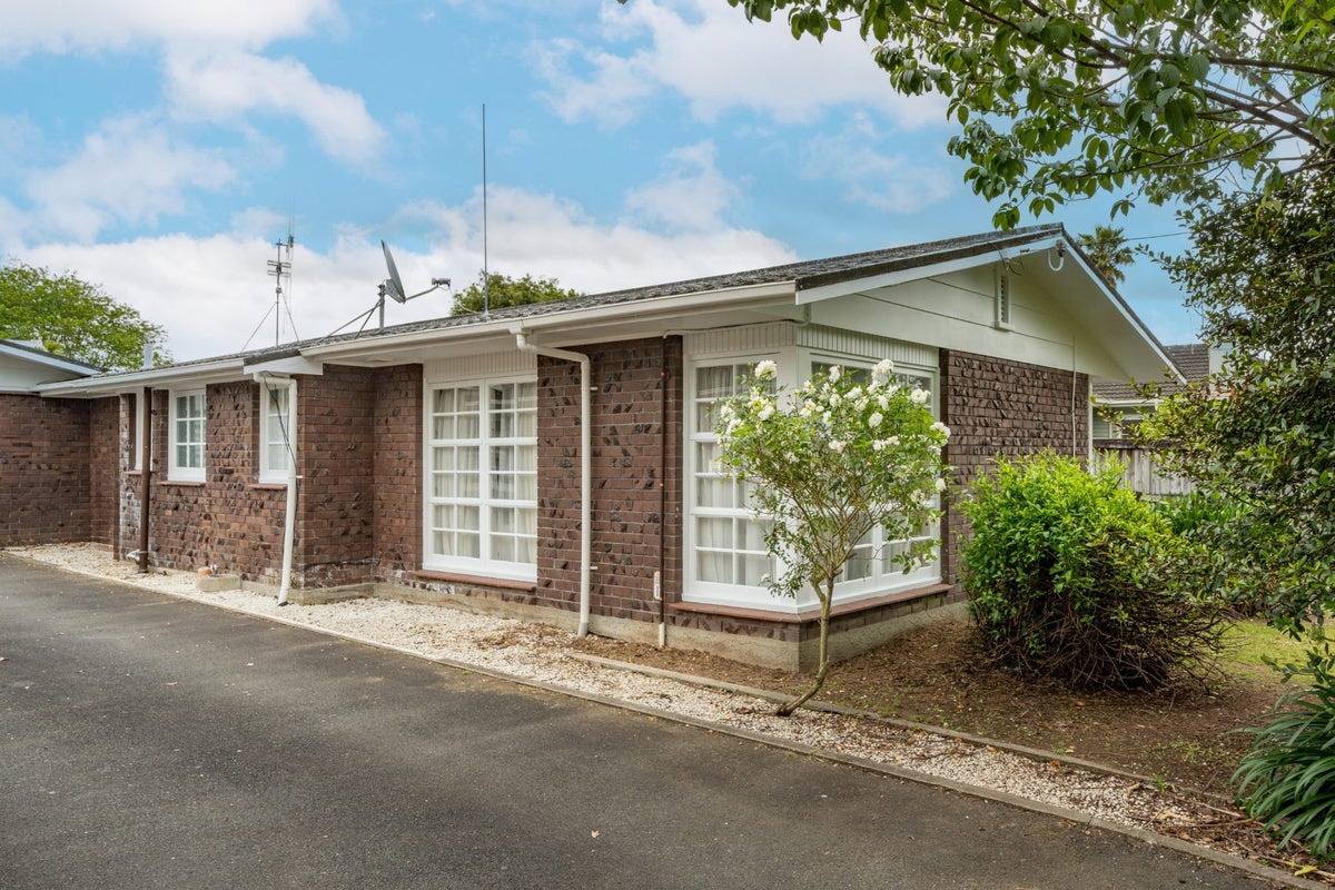 43A Casey Avenue, Fairfield, Hamilton - Carousel 1