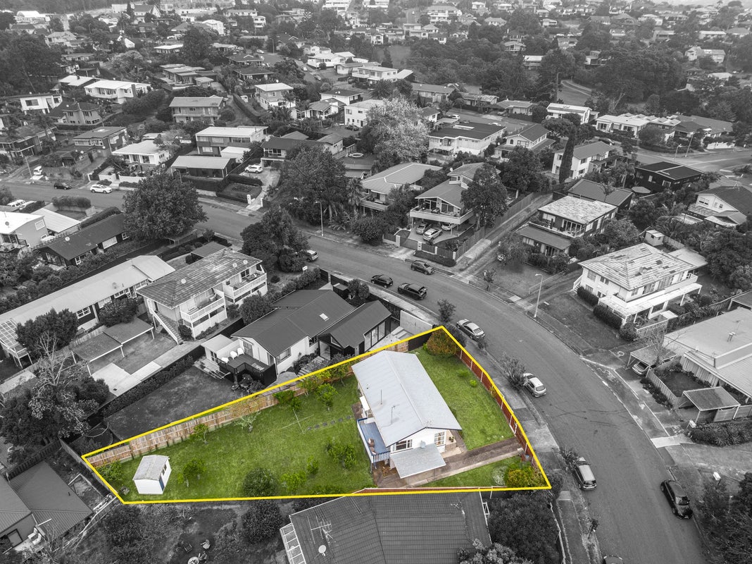 10 Hawkins Street, Meadowbank, Auckland - Carousel 2