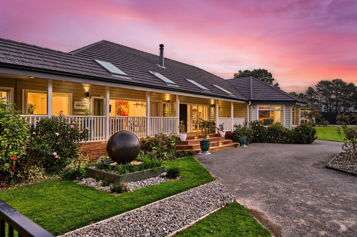 140 School Road, Te Horo, Otaki - Carousel 1