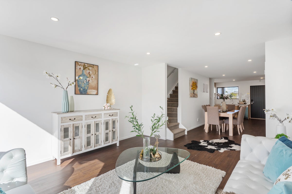 7/55 Great South RD, Papakura, Papakura - Carousel 2