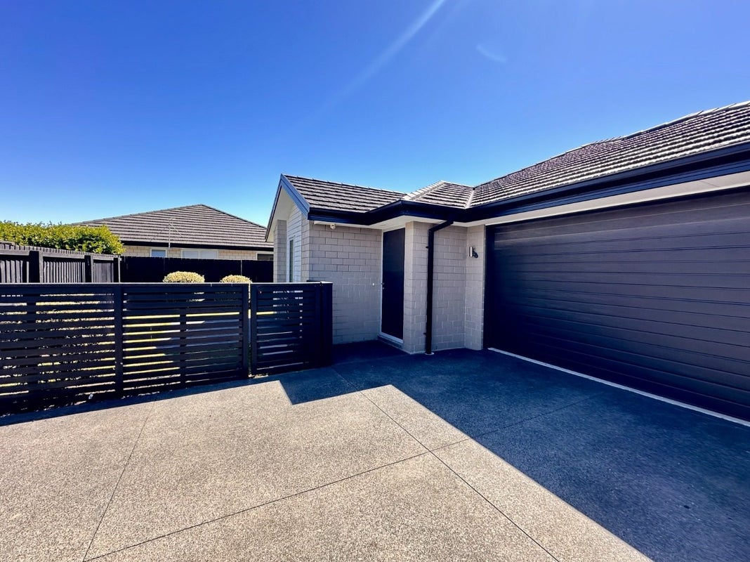 9 Ronaldson Lane, Wigram, Christchurch - Carousel 14