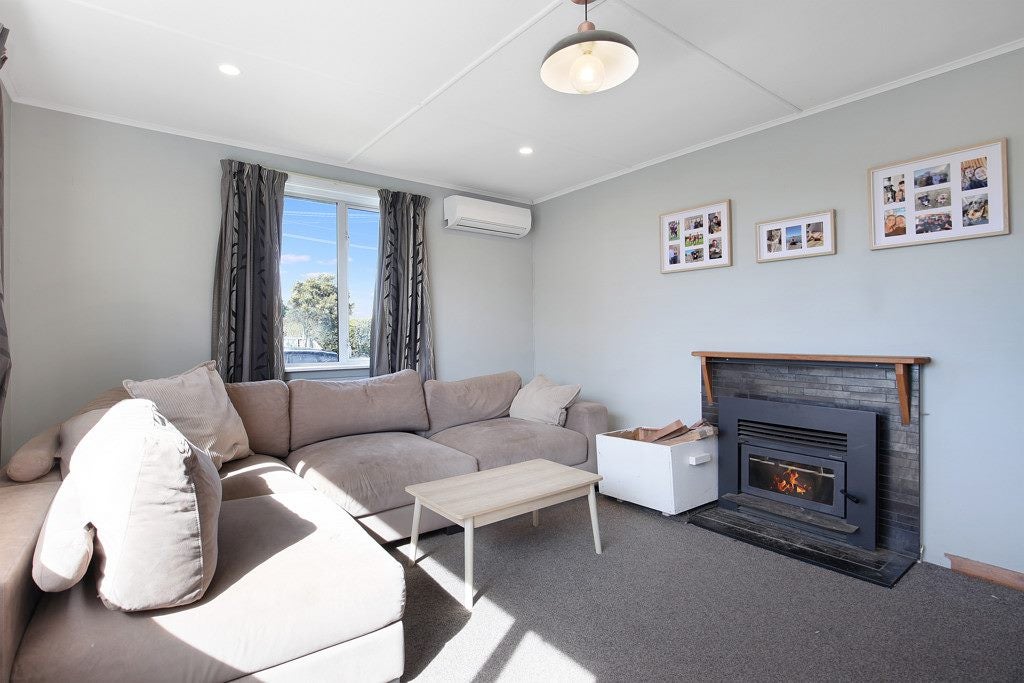 87 Baynes Street, Burwood, Christchurch - Carousel 2