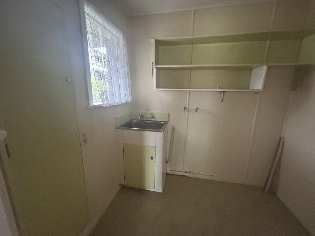 12 Bowen Place, St Andrews, Hamilton - Carousel 18