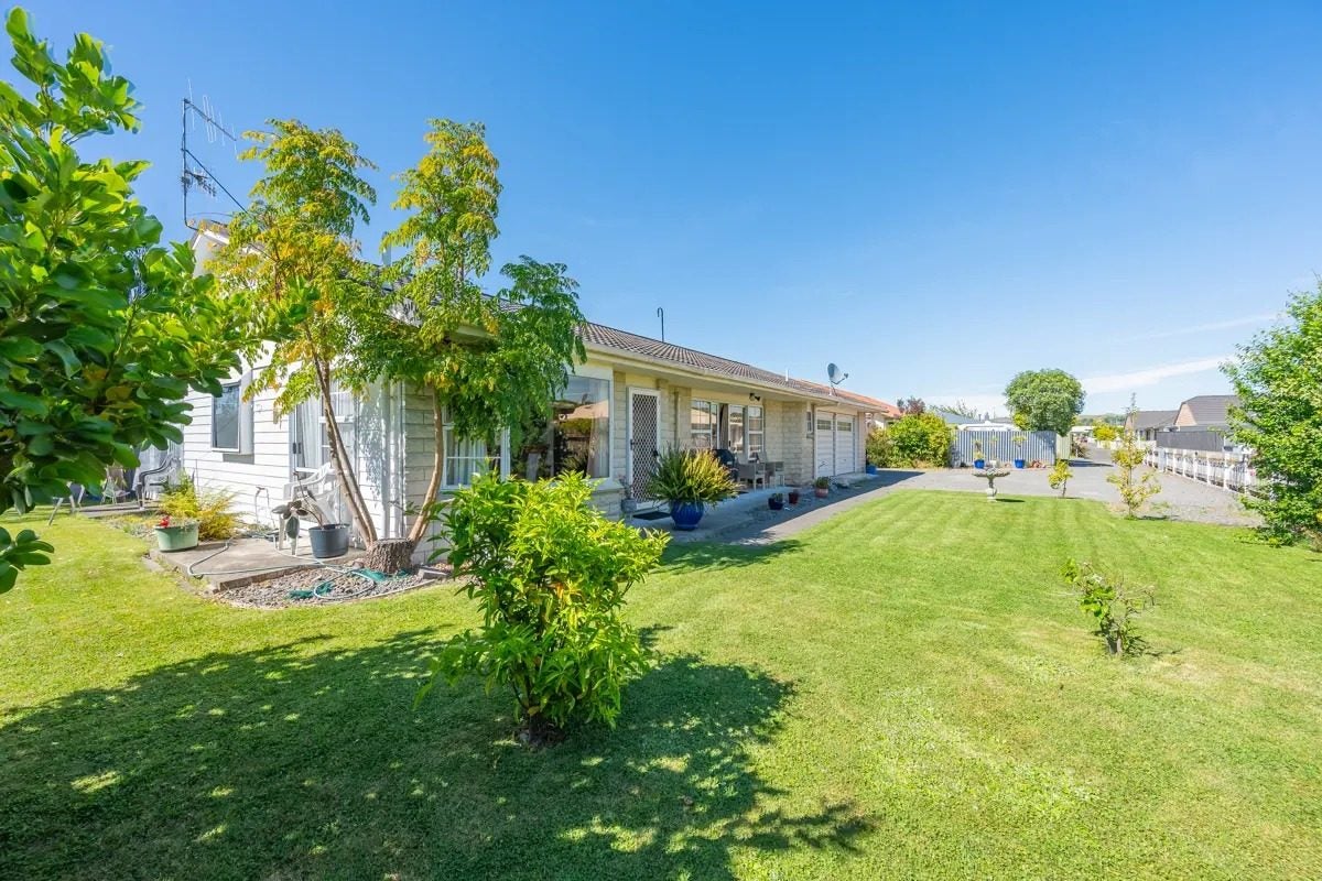 117 AUCKLAND ROAD, GREENMEADOWS, NAPIER - Carousel 1