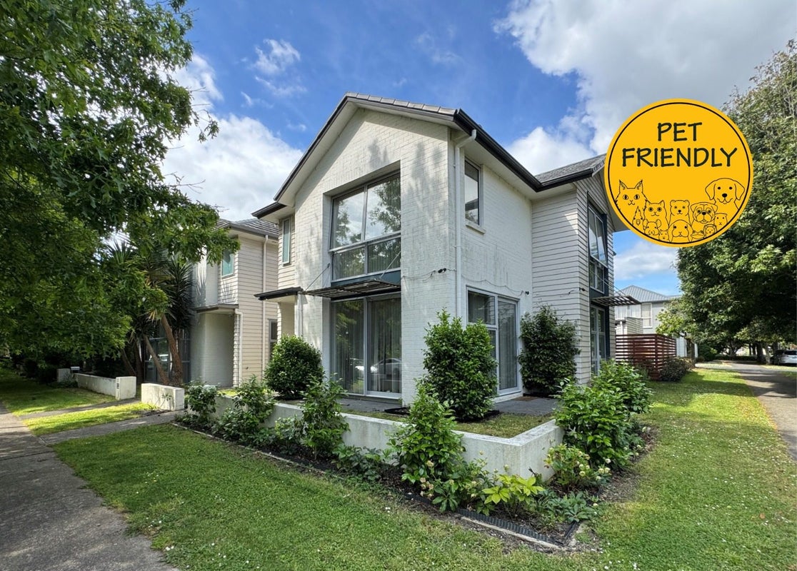 1 Kauri Drive, Takanini, Auckland - Carousel 1