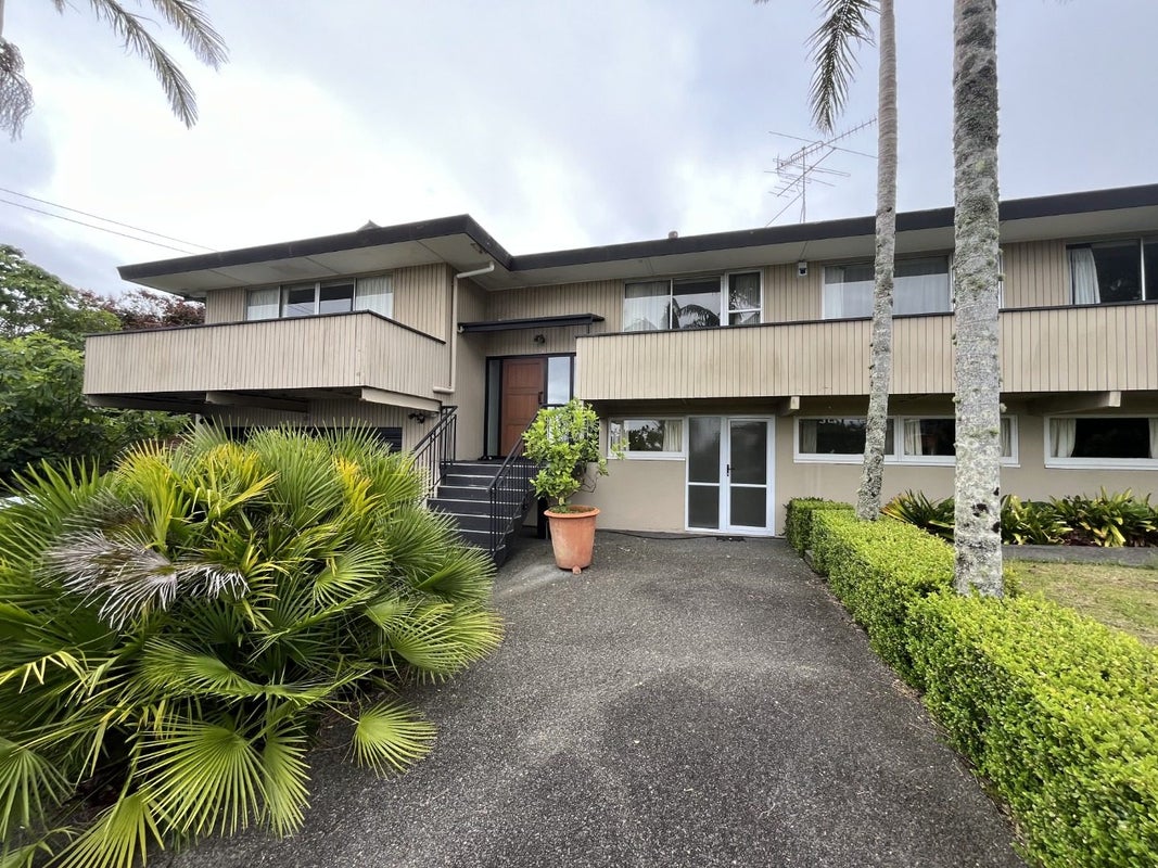 35 St Vincent Avenue, Remuera, Auckland - Carousel 17