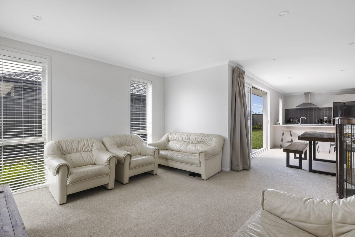 2 Lattay Lane, Pyes Pa, Tauranga - Carousel 17