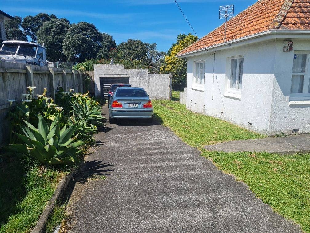 18 Park Avenue, Papatoetoe, Auckland - Carousel 2
