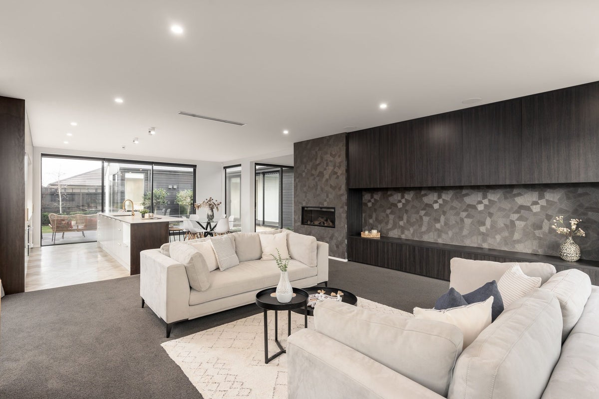 41 Prestons Park Drive, Marshland, Christchurch - Carousel 2