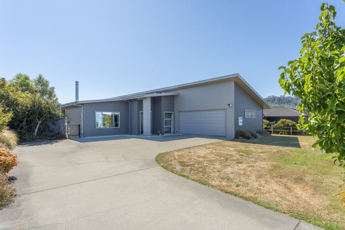 73 Montgomery Crescent, Kinloch, Taupo - Carousel 2