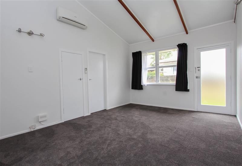 103B Clyde Street, Hamilton East, Hamilton - Carousel 2