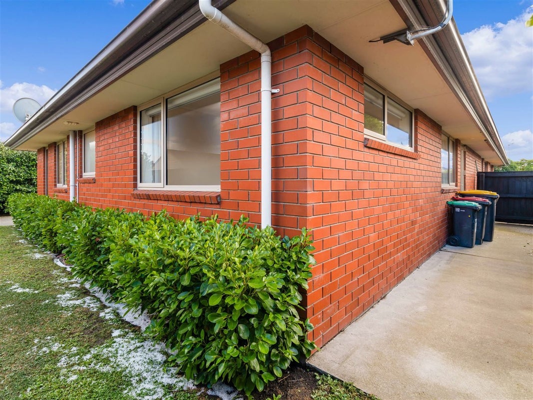28B Seymour Street, Hornby, Christchurch - Carousel 14