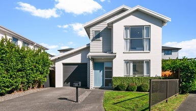 20 Arthur Rolfe Lane, Swanson, Auckland - Carousel 1