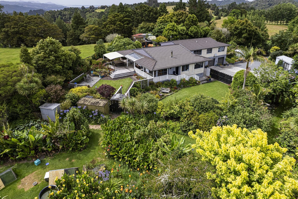 39 Smithville Road, Te Kamo, Whangarei - Carousel 1