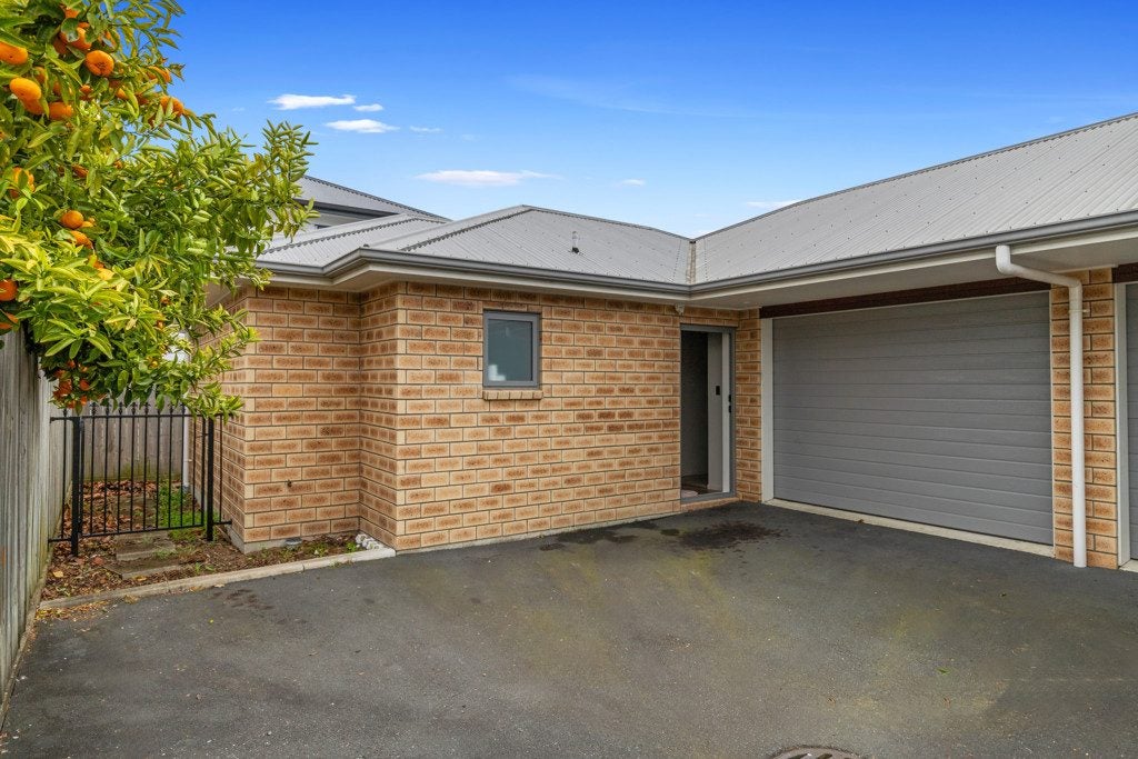 4/6 Blackburn Street, Frankton, Hamilton - Carousel 1