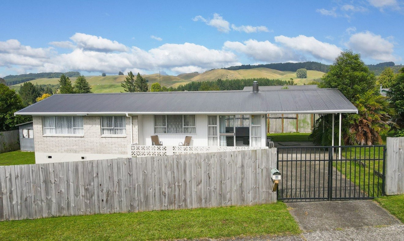 1 Bay Grove, Pukehangi, Rotorua - Carousel 19