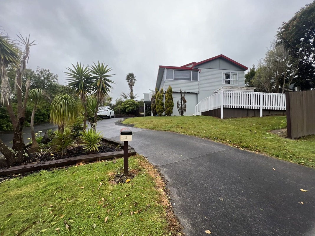 3 Altair Place, Windsor Park, Auckland - Carousel 1