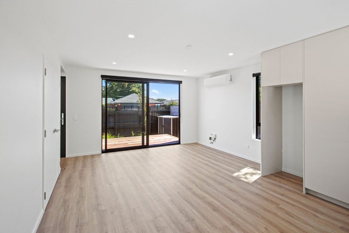 2/34 Peer Street, Upper Riccarton, Christchurch - Carousel 2