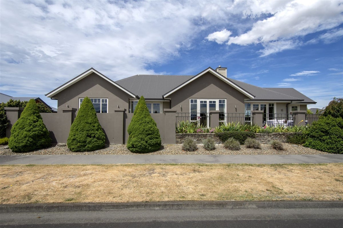 36 Globe Bay Drive, Templeton, Christchurch - Carousel 1