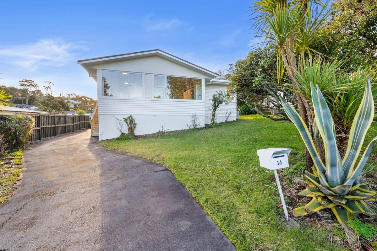 14 Juniper Road, Sunnynook, North Shore City, Auckland - Carousel 2