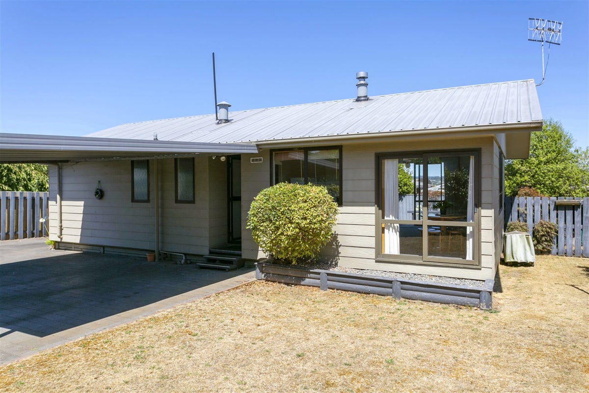 57 Lakewood Drive, Nukuhau, Taupo - Carousel 1
