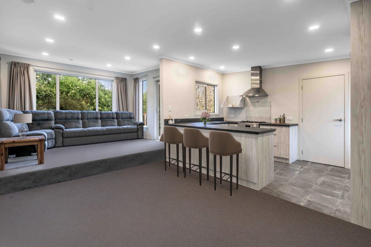 42 Dunns Road, Otatara - Carousel 1