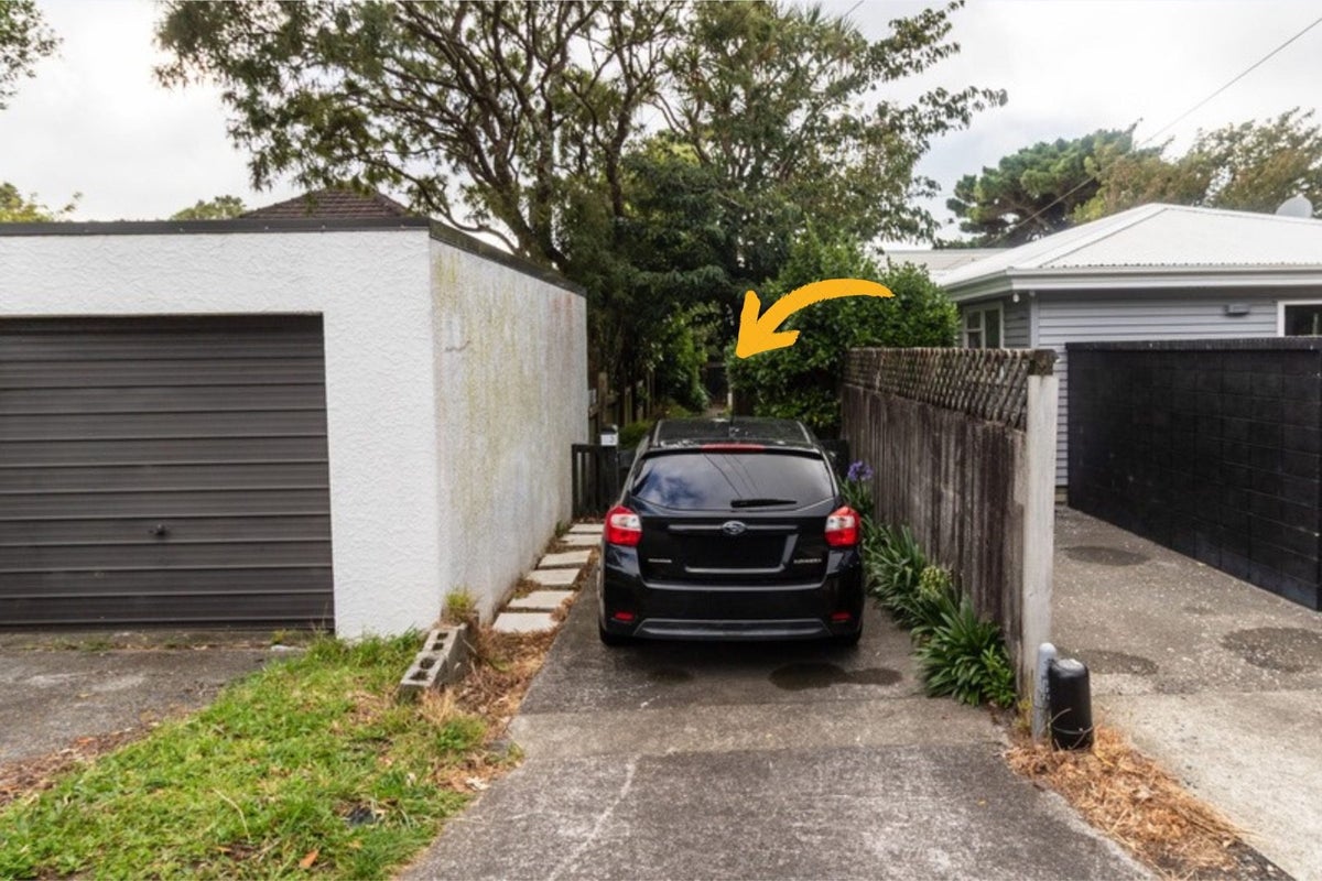 3 Kitchener Terrace, Johnsonville, Wellington - Carousel 18
