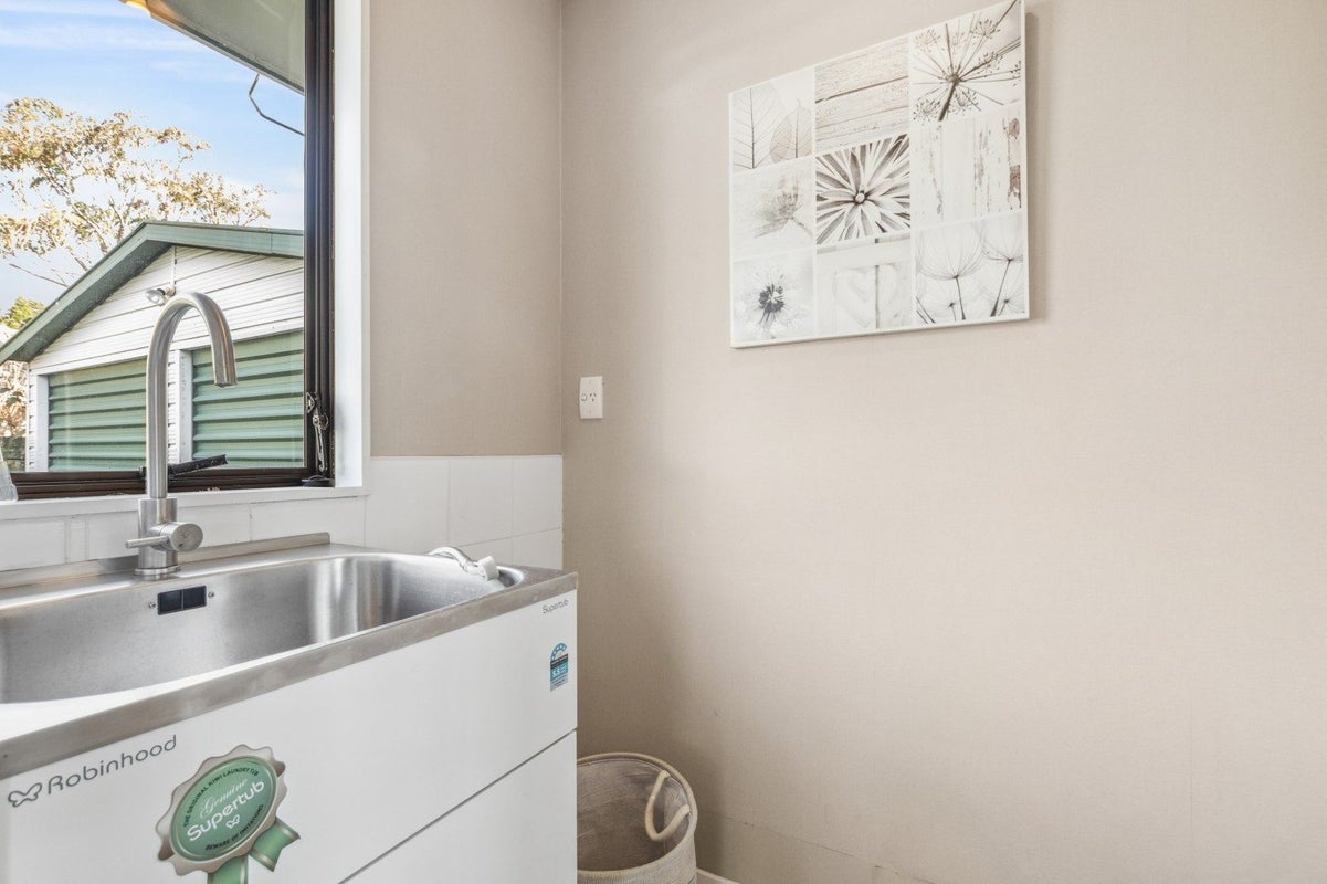 2/10 Argyle Avenue, Pahurehure, Papakura - Carousel 18
