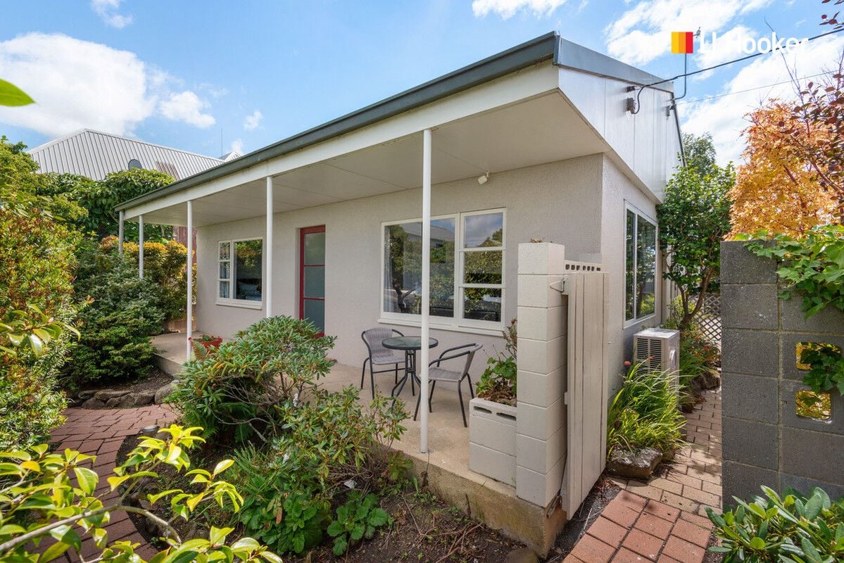 13 Argyle Street, Mornington, Dunedin - Carousel 1
