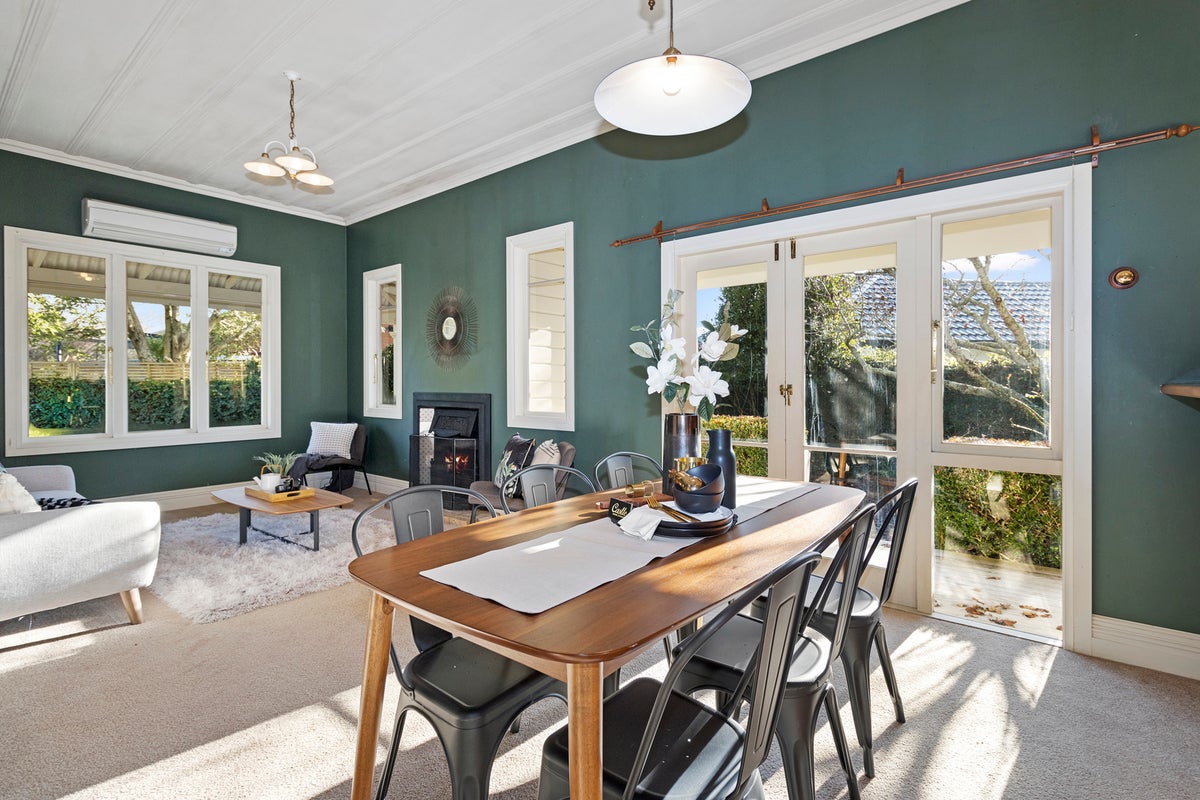 13 Pascal Place, Flagstaff, Hamilton - Carousel 2