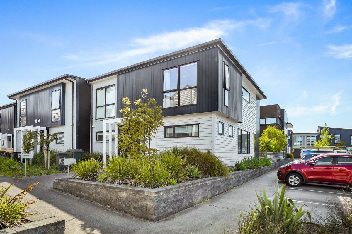 41 Carder Court, Hobsonville, Auckland - Carousel 1