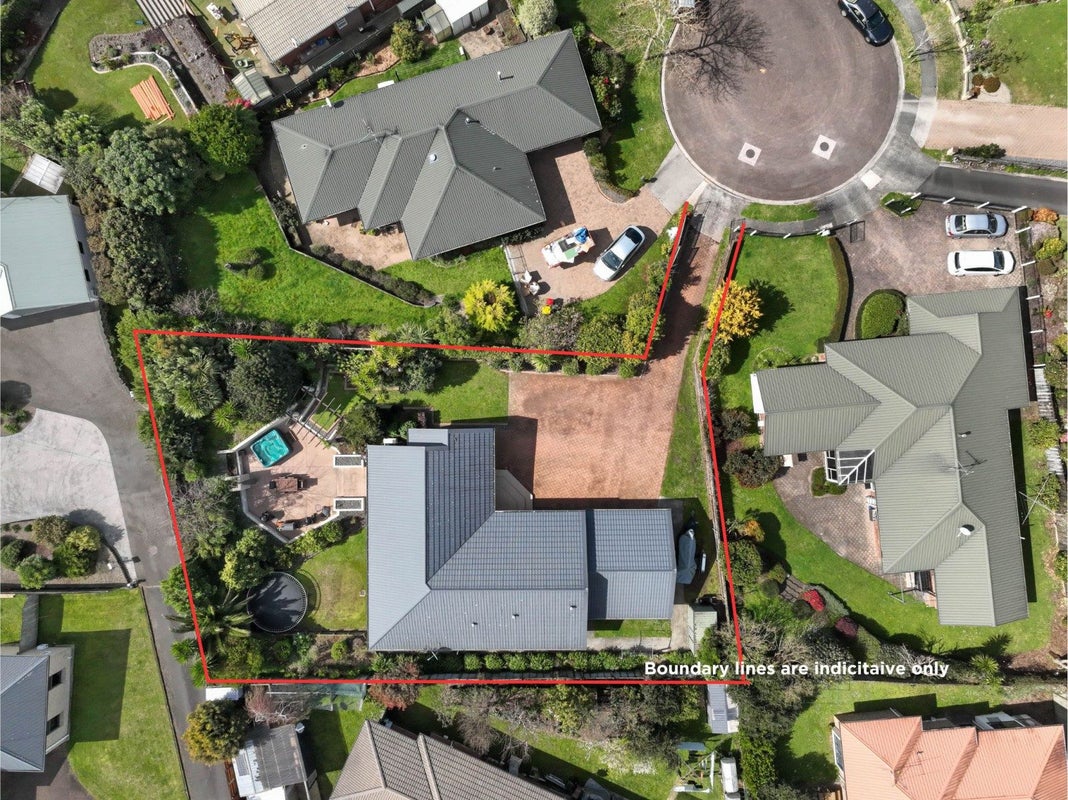 15 Cashmere Place, Flagstaff, Hamilton - Carousel 1