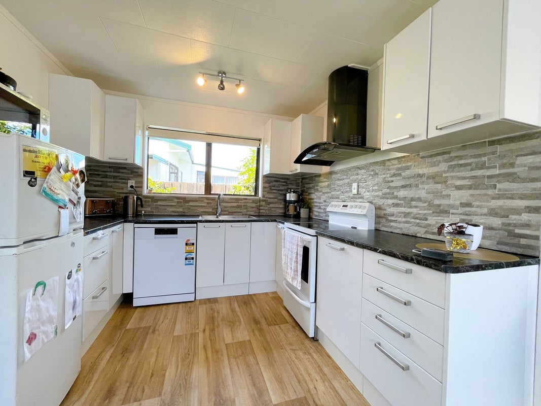 18B York Street, Glenholme, Rotorua - Carousel 2