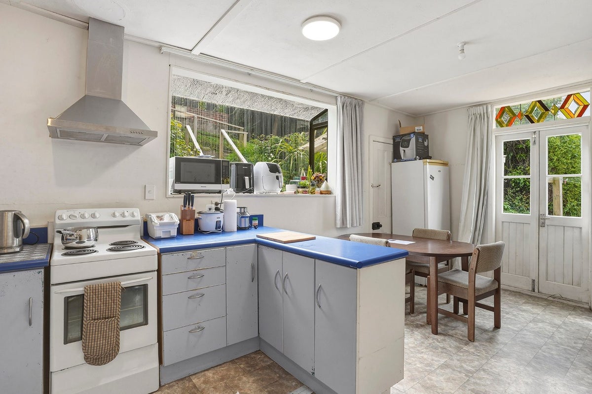19 Ramsay Street, Dalmore, Dunedin - Carousel 2