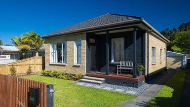 160 Fox Street, Whataupoko, Gisborne - Carousel 1