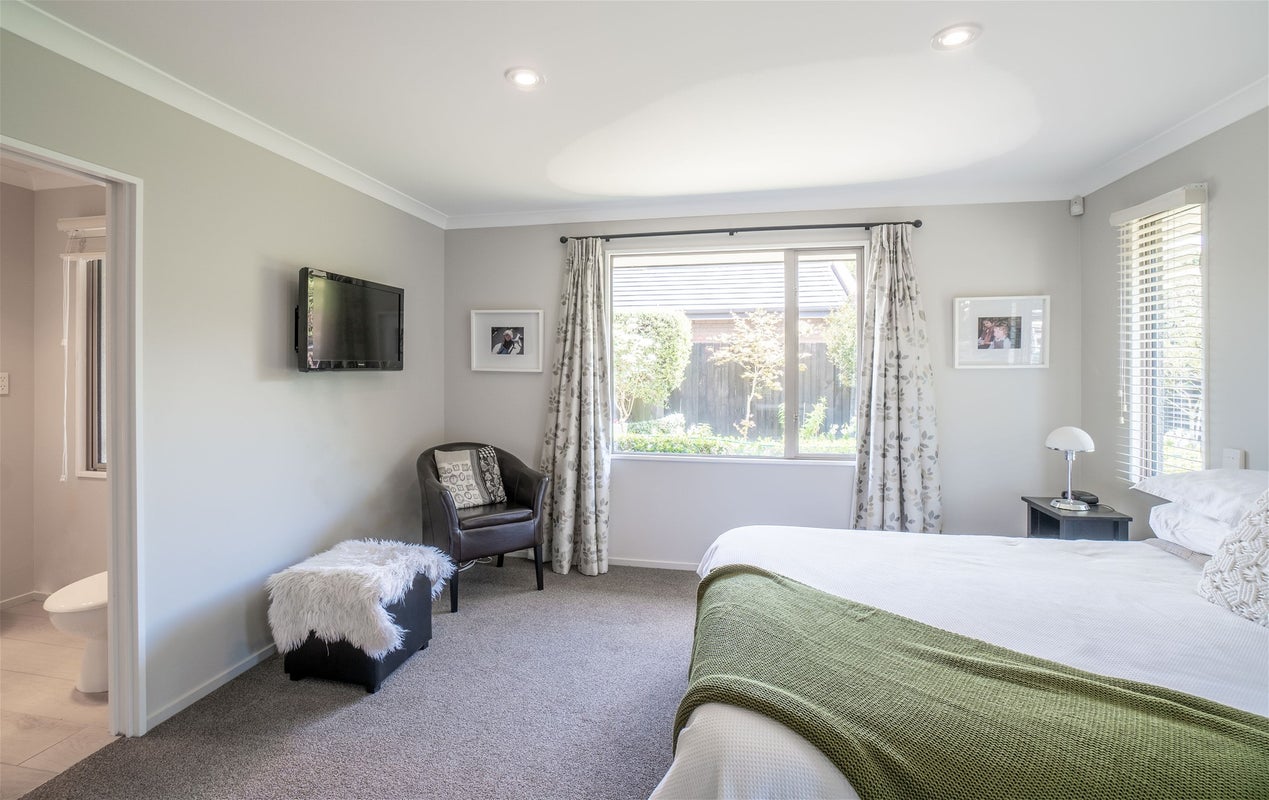 76 Sarabande Avenue, Redwood, Christchurch - Carousel 2