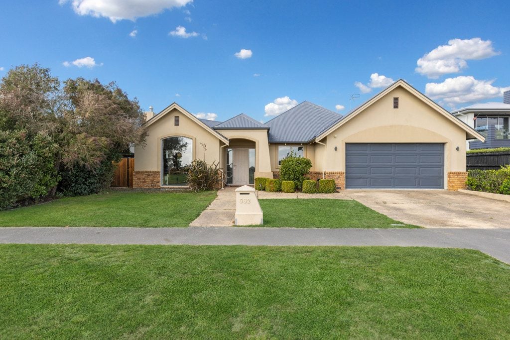 562 Bower Avenue, Parklands, Christchurch - Carousel 2