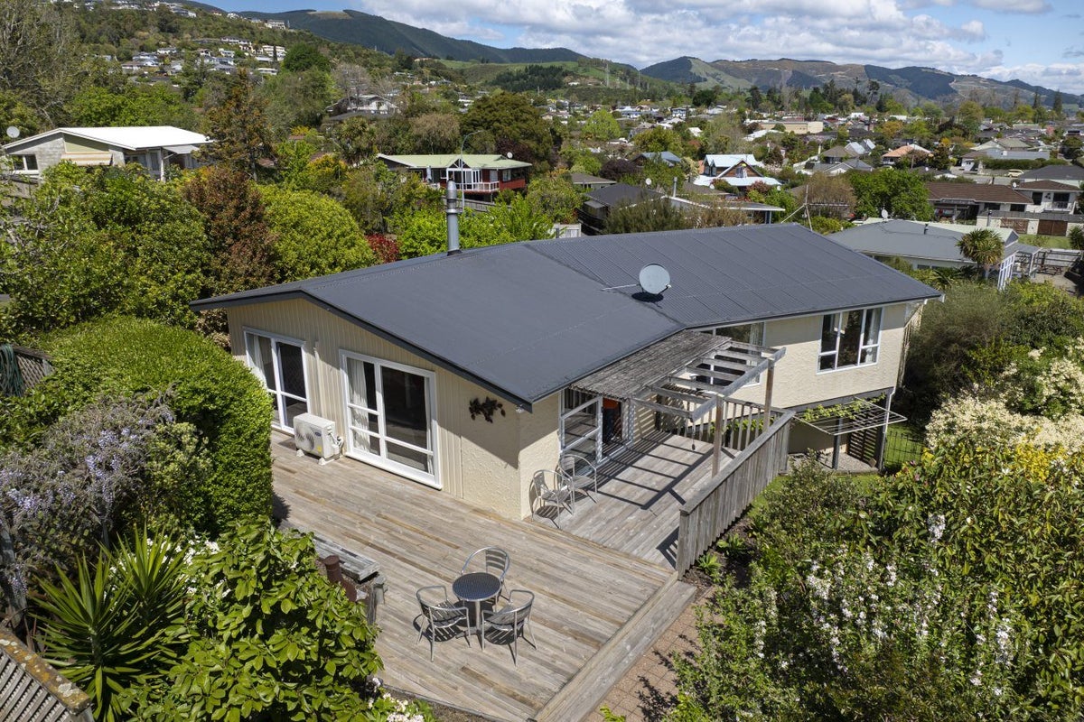 17 Matangi Street, Stoke, Nelson - Carousel 1