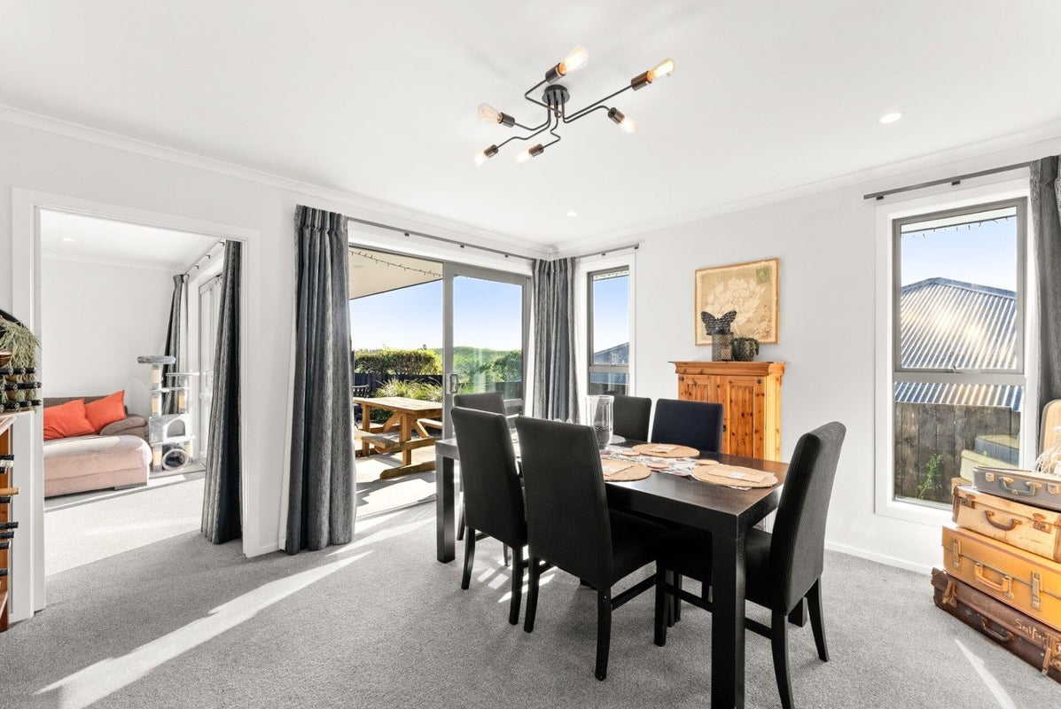 210 Waikite Road, Welcome Bay, Tauranga - Carousel 2