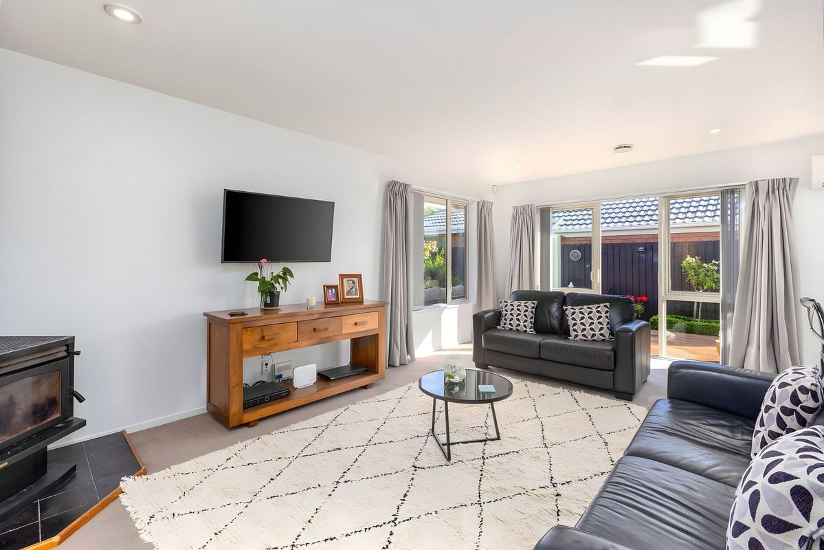 7 Tully Lane, North New Brighton, Christchurch - Carousel 2
