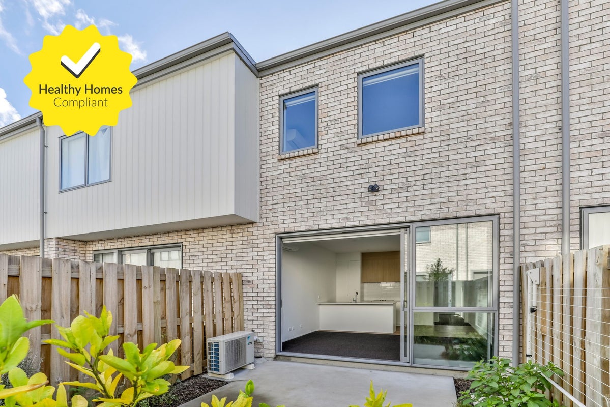 34 Panehe Lane, Mount Wellington, Auckland - Carousel 1