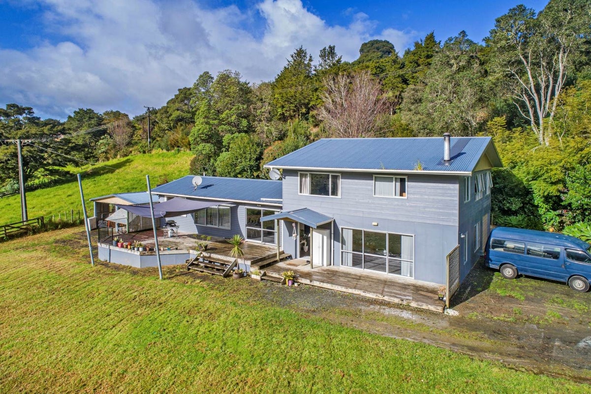 1 Edginton Road, Glenbervie, Whangarei - Carousel 18