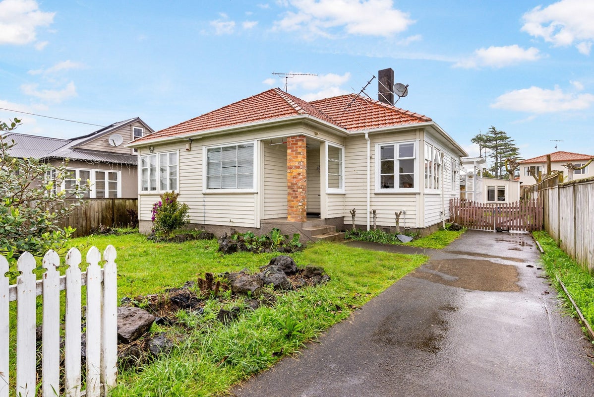 12 Hulse Avenue, Sandringham, Auckland - Carousel 2