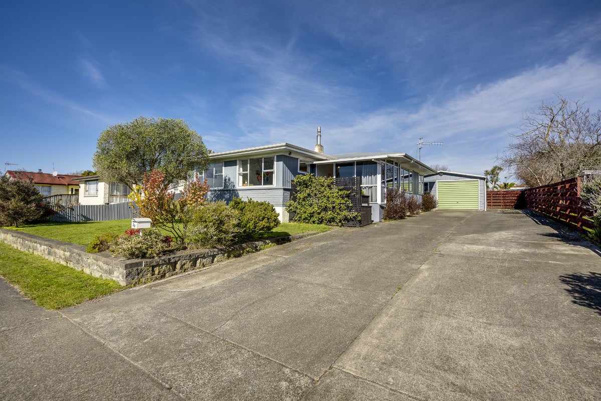 29 Robinson Crescent, Tamatea, Napier - Carousel 2