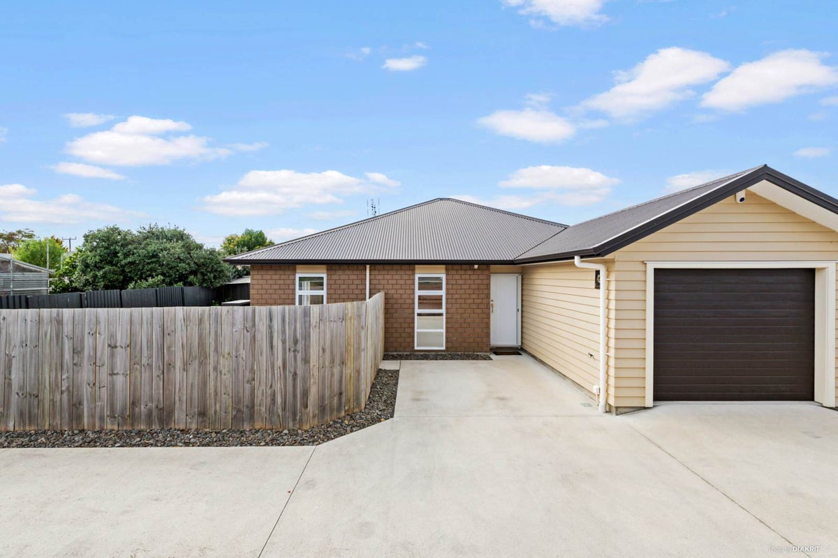 3 Elizabeth Street, Tuakau, Tuakau - Carousel 1