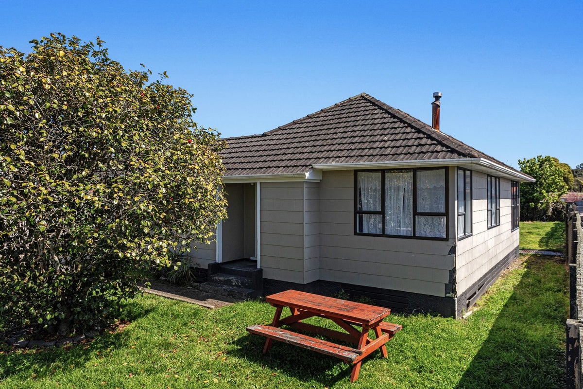 49 Grey Street, Kawerau, Kawerau - Carousel 2