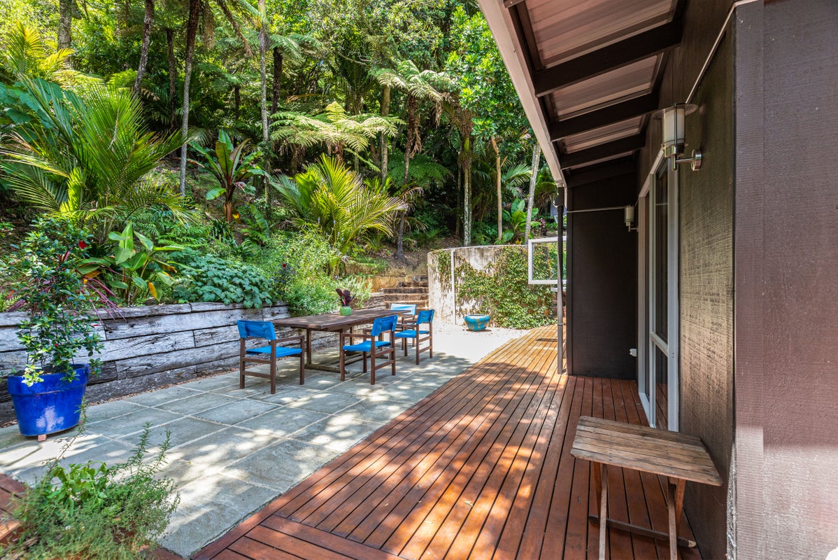 30 Hobson Terrace, Onetangi, Waiheke Island - Carousel 2