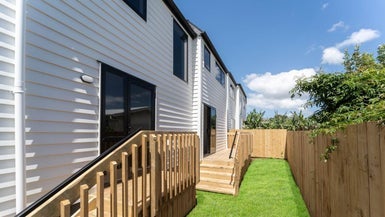 74E Jolson Road, Mount Wellington, Auckland - Carousel 1