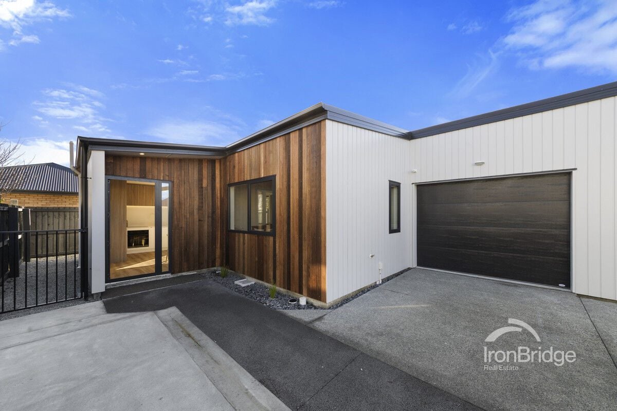 4/35 Leitch Street, Somerfield, Christchurch - Carousel 1