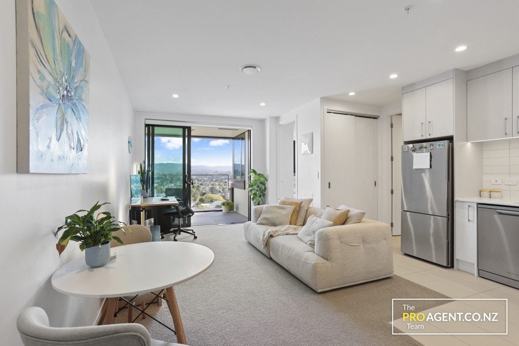 709/6 Waikumete Road, Glen Eden, Auckland - Carousel 1